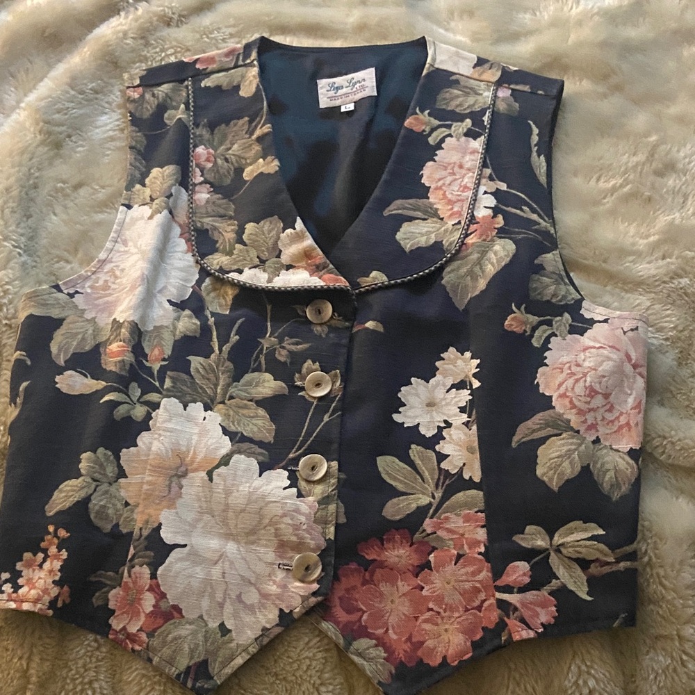 Floral Women's Vest with Button Detail